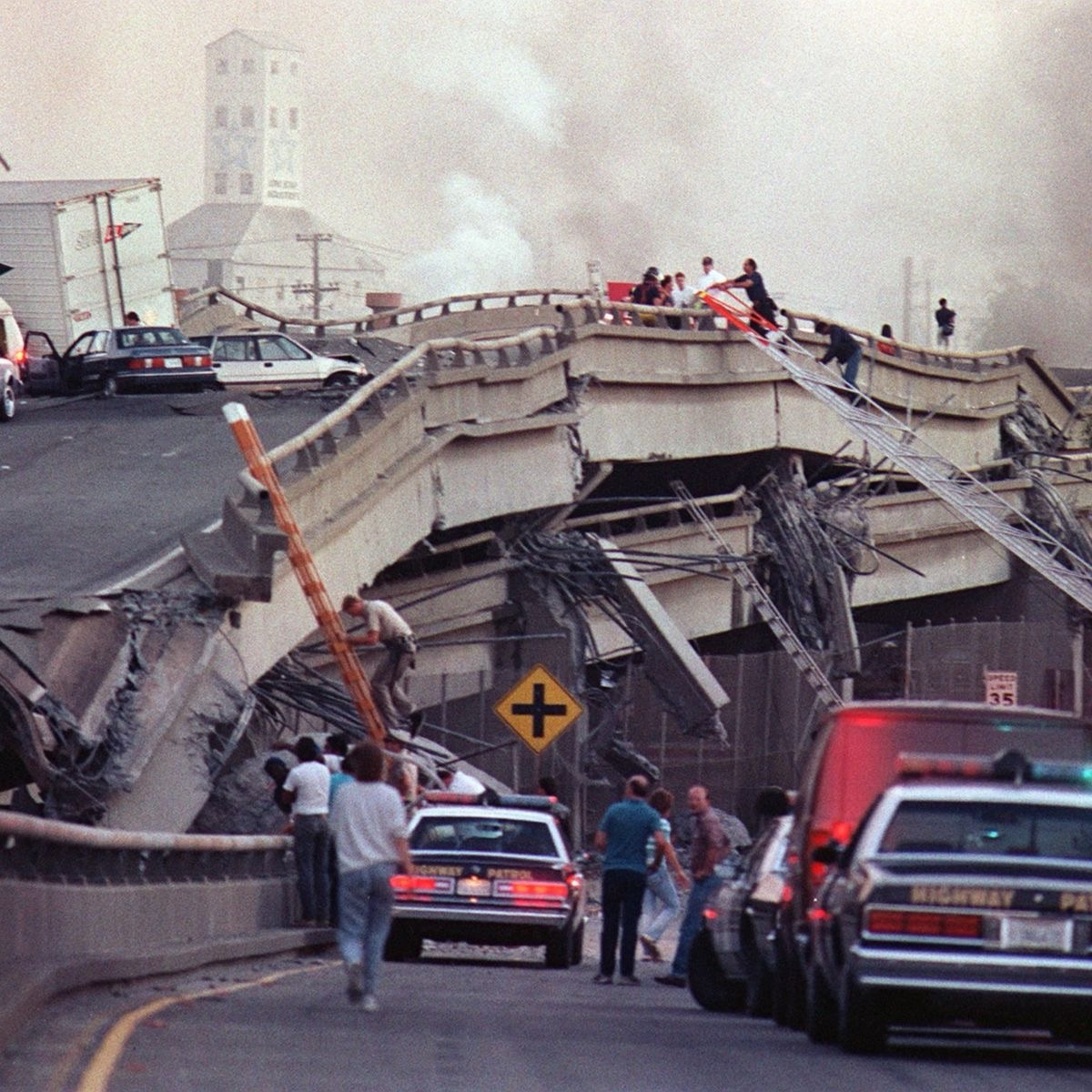 San Francisco in Shock: Bridge Collapses After Massive Earthquake!